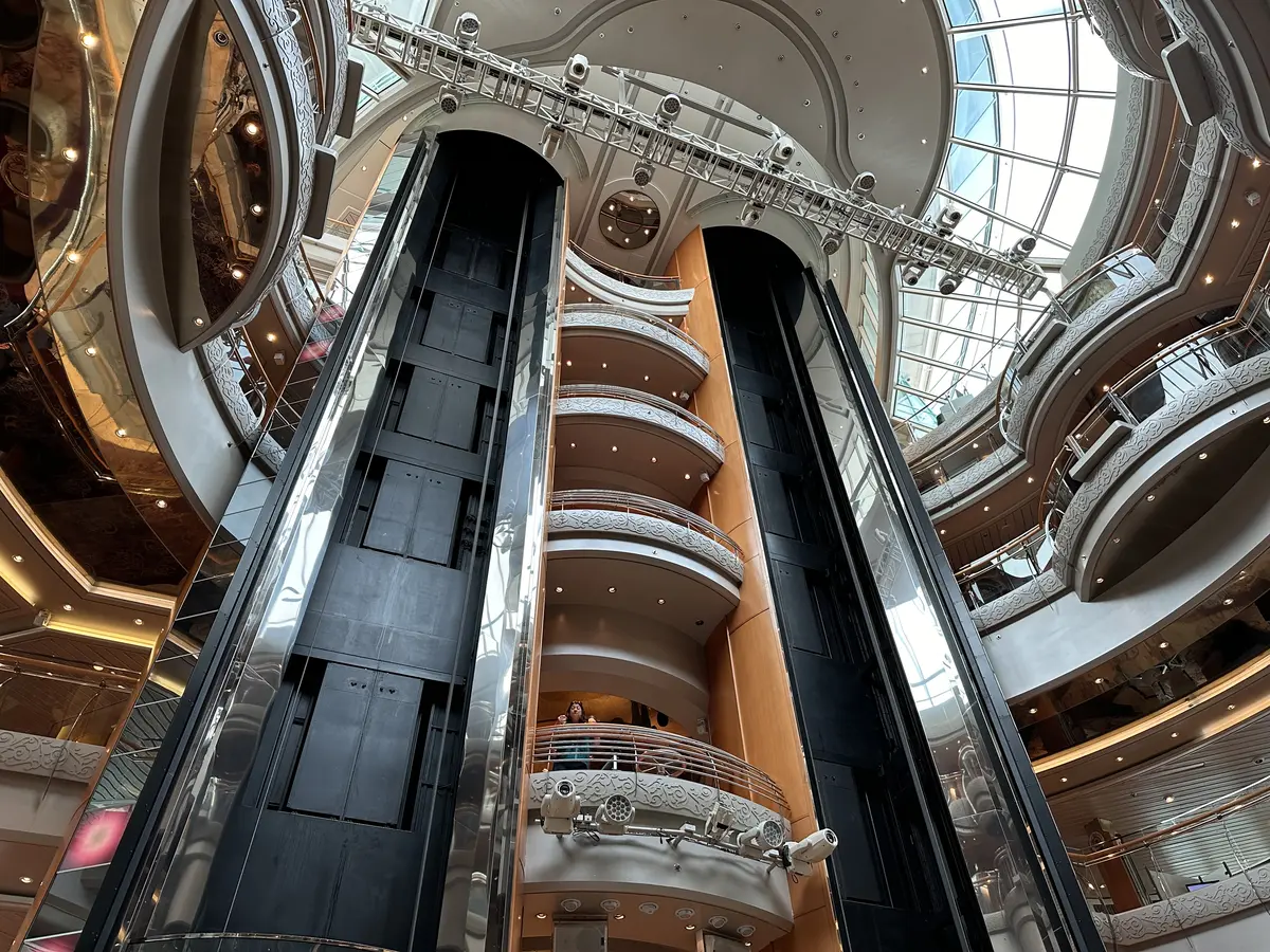 Vision of the Seas Centrum Vision of the Seas Centrum