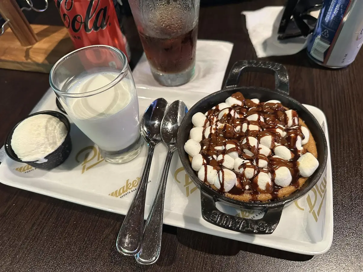 Campfire cookie on the table