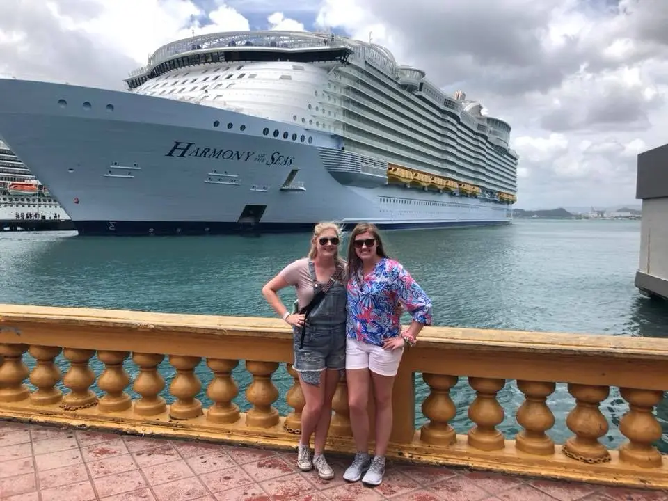 Elizabeth sailing on Harmony in 2018 Elizabeth sailing on Harmony in 2018