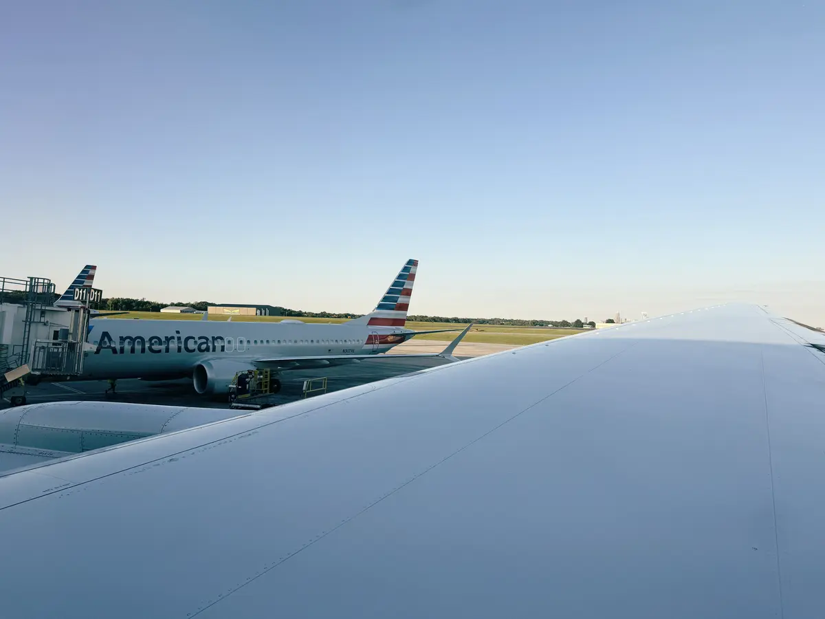 American Airlines plane American Airlines plane
