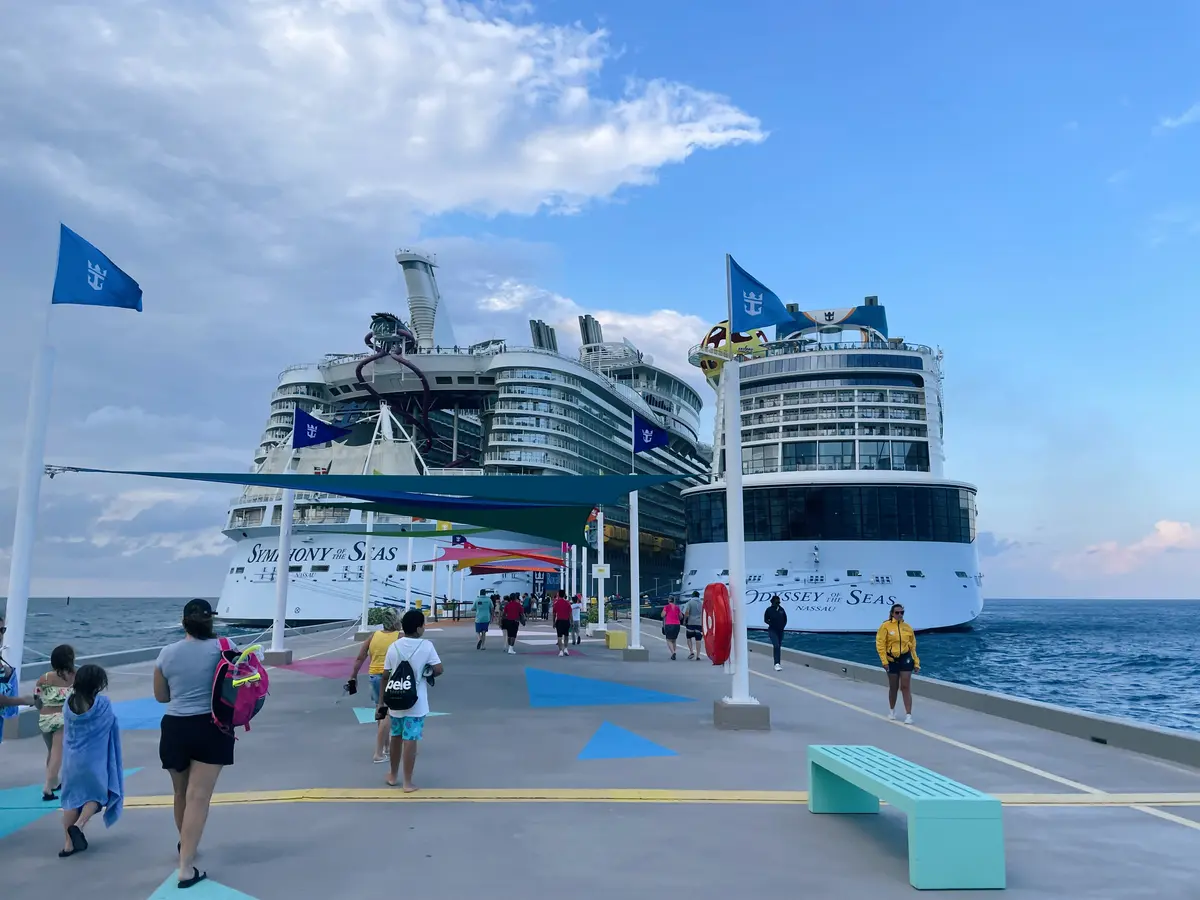 symphony and odyssey docked, cococay symphony and odyssey docked, cococay