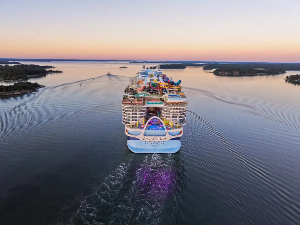 Aft of Legend of the Seas