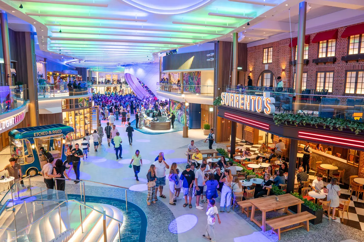 Royal Promenade on Legend of the Seas