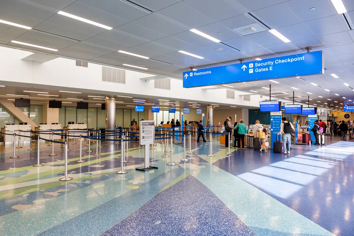 FLL-Airport-Check-In FLL-Airport-Check-In