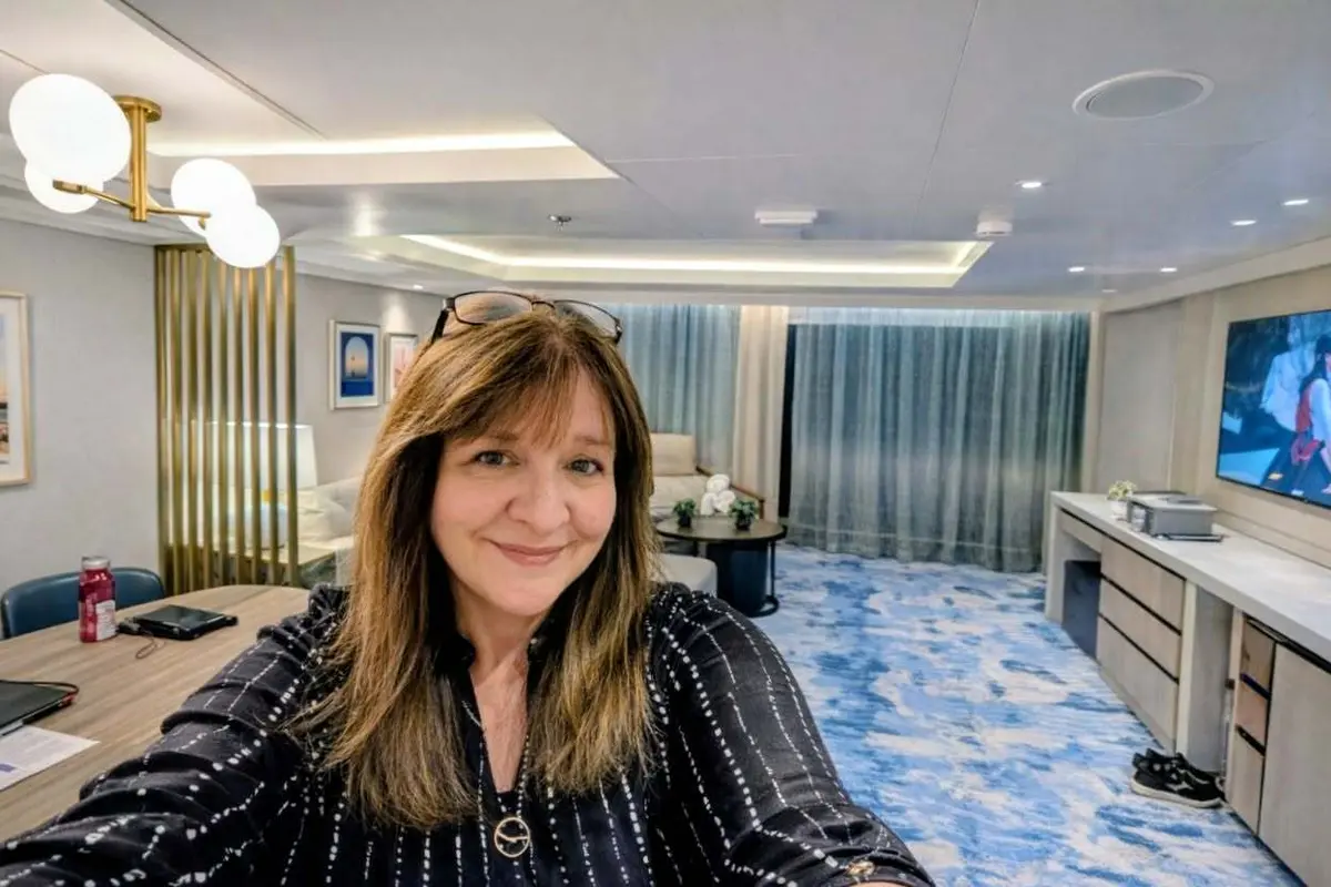 Star Suite Beci Selfie Star Suite Beci Selfie