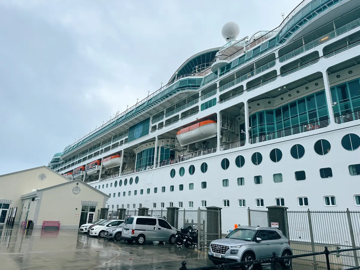 Vision-Docked-Bermuda-Small Vision-Docked-Bermuda-Small